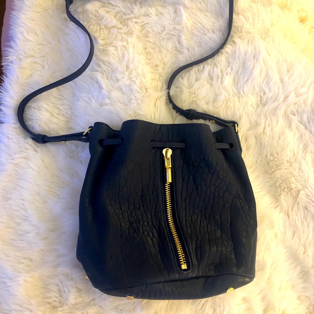 Elizabeth & James navy bucket bag